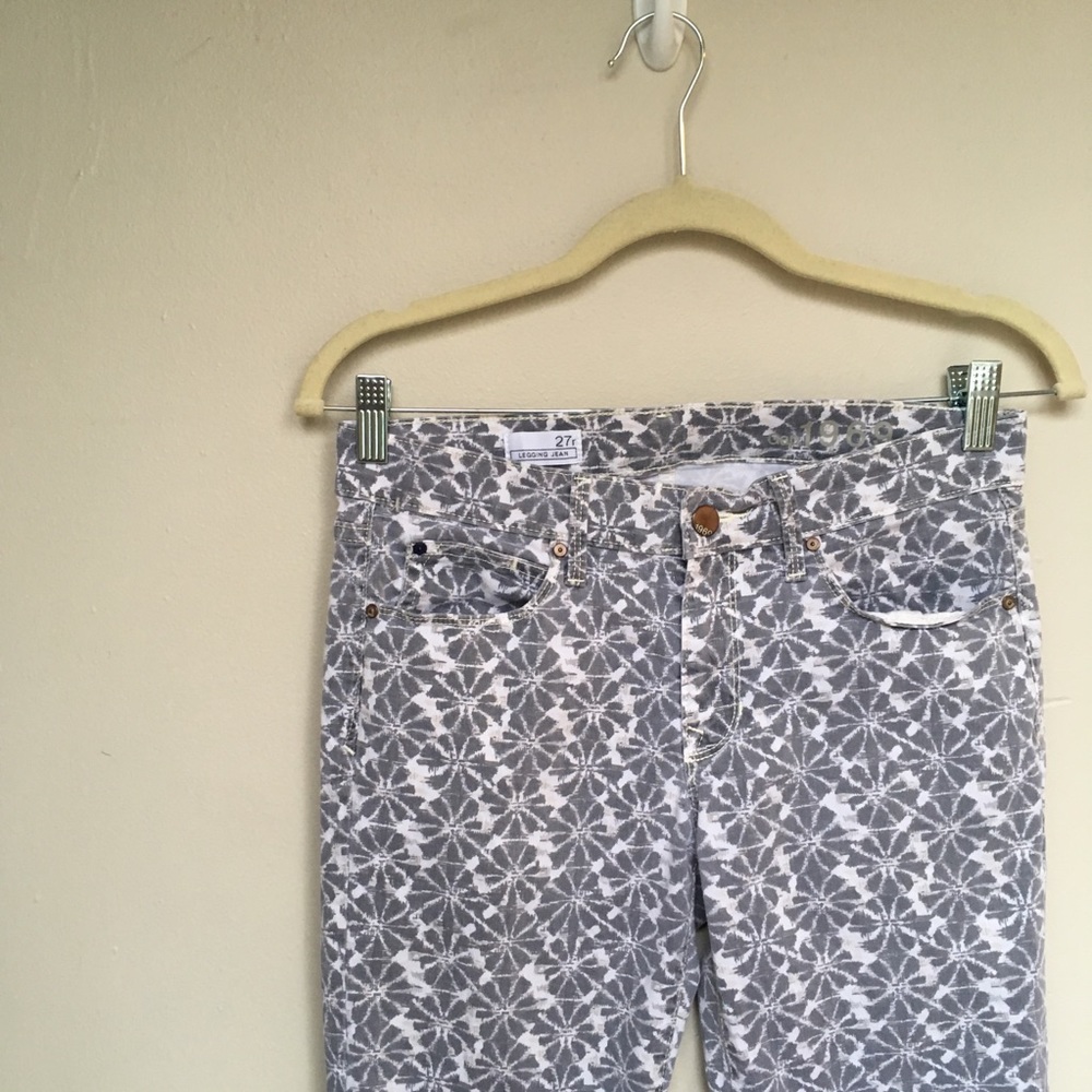 GAP ~ 1969 grey pattern legging jeans